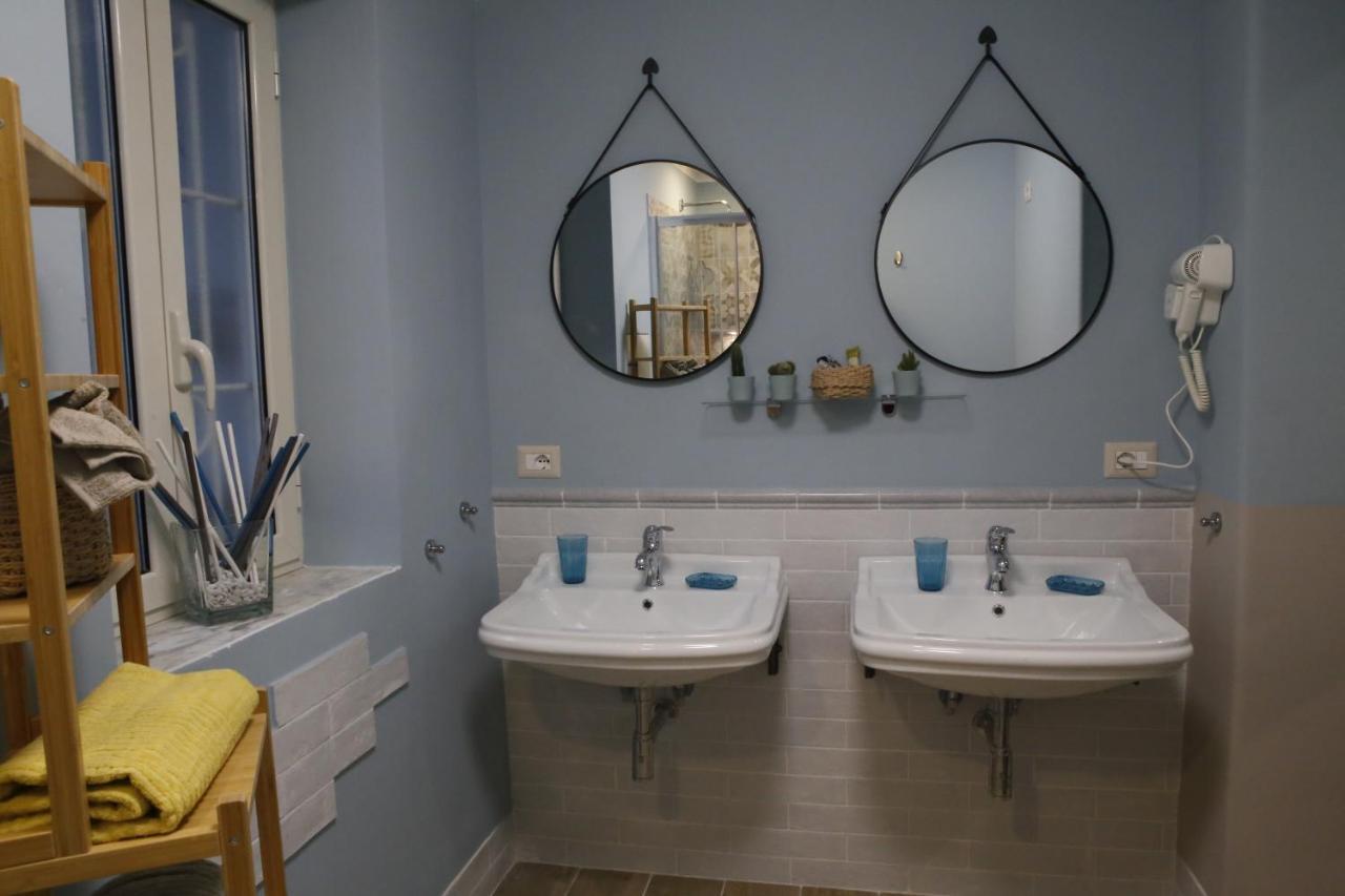 Beb Binario39 Bed & Breakfast Naples Exterior photo
