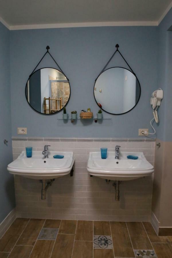 Beb Binario39 Bed & Breakfast Naples Exterior photo