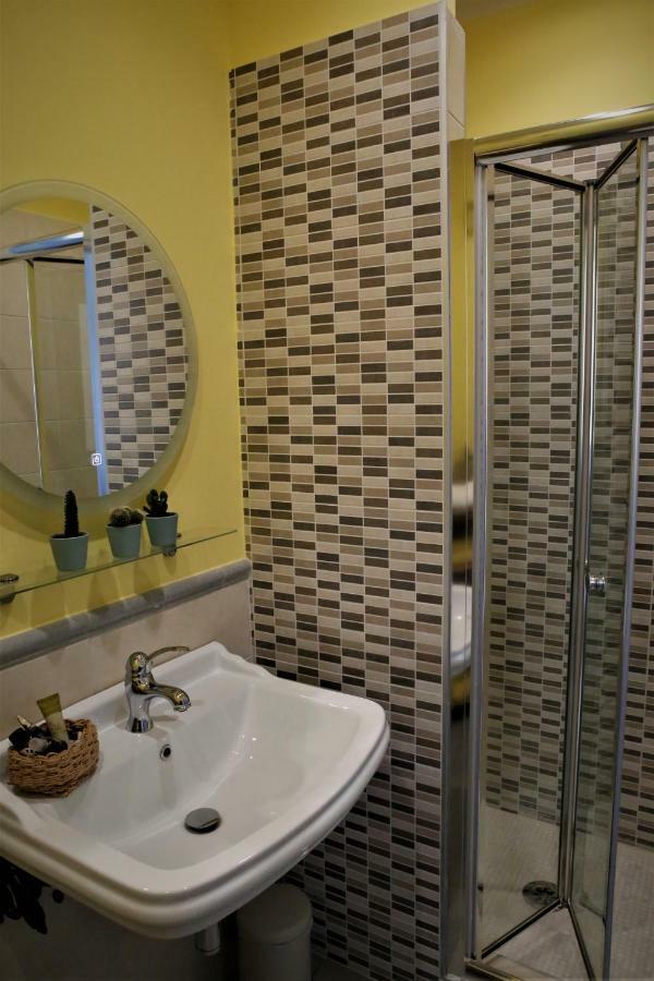 Beb Binario39 Bed & Breakfast Naples Exterior photo